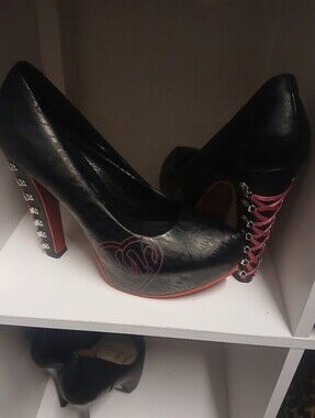 Metal Mulisha Black Heels with Pink Lacing and Heart Detail